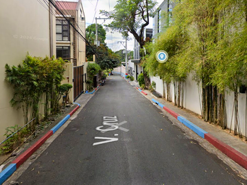 For Sale: 3-Storey Townhouse at One Seventy Place, San Juan City