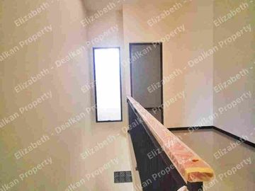 Dijual Rumah Baru Modern Minimalis Semampir Tengah Dkt Merr SHM