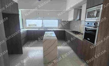 SE RENTA CASA AMPLIA EN RESIDENCIAL CUMBRES CANCÚN, 3 RECÁMARAS MÁS ESTUDIO, ALBERCA PRIVADA, AMENIDADES, SEGURIDAD 24 HORAS.