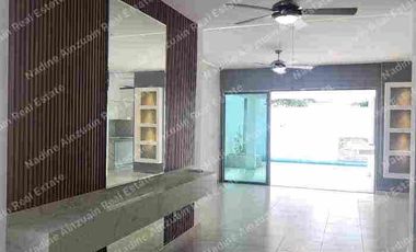 SE RENTA CASA AMPLIA EN RESIDENCIAL CUMBRES CANCÚN, 3 RECÁMARAS MÁS ESTUDIO, ALBERCA PRIVADA, AMENIDADES, SEGURIDAD 24 HORAS.