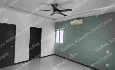 SE RENTA CASA AMPLIA EN RESIDENCIAL CUMBRES CANCÚN, 3 RECÁMARAS MÁS ESTUDIO, ALBERCA PRIVADA, AMENIDADES, SEGURIDAD 24 HORAS.
