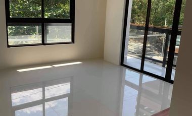 R455 Garden Abelardo Townhouse for Sale and Lease