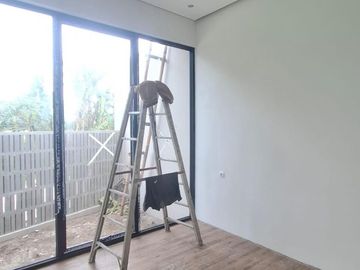 RUMAH MODERN, VIEW SAWAH DI PURWOMARTANI, KALASAN