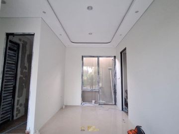 RUMAH MODERN, VIEW SAWAH DI PURWOMARTANI, KALASAN