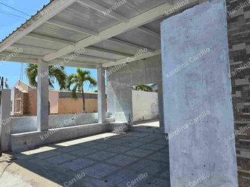 vendo de oportunidad casa urb frente al mar. urb villa marina