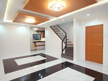 Modern House and Lot for Sale in Las pinas near Las pinas Cityhall-MD