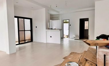 House and Lot in Royale Tagaytay Estates at Bgy. Buck Estate, Alfonso Cavite for SALE or RENT! 6BR SALE PRICE at 25M & RENT at 80k per month