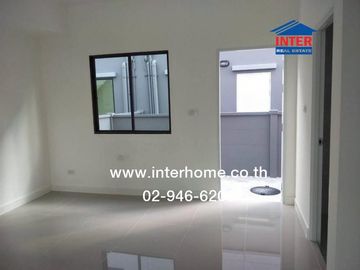 Two-story townhome, 17.5 sq.wa., Pleno Ratchaphruek Village, Soi Bang Krang 45/4, Ratchaphruek Road, Rama 5 Road, Mueang Nonthaburi, Nonthaburi.