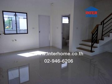 Two-story townhome, 17.5 sq.wa., Pleno Ratchaphruek Village, Soi Bang Krang 45/4, Ratchaphruek Road, Rama 5 Road, Mueang Nonthaburi, Nonthaburi.