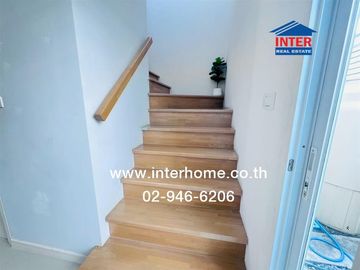 Two-story townhome, 18.1 sq.wah, Villaggio Bangna, ABAC Bangna-Trat Km. 26 (Land Department Bang Phli Soi), Bangna-Trat Road, Bang Bo, Samut Prakan.