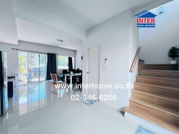 Two-story townhome, 18.1 sq.wah, Villaggio Bangna, ABAC Bangna-Trat Km. 26 (Land Department Bang Phli Soi), Bangna-Trat Road, Bang Bo, Samut Prakan.