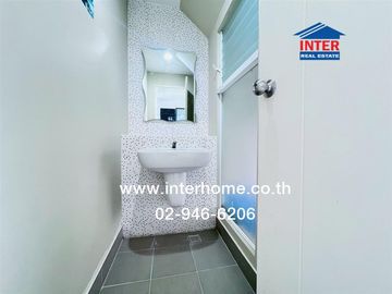 Two-story townhome, 18.1 sq.wah, Villaggio Bangna, ABAC Bangna-Trat Km. 26 (Land Department Bang Phli Soi), Bangna-Trat Road, Bang Bo, Samut Prakan.
