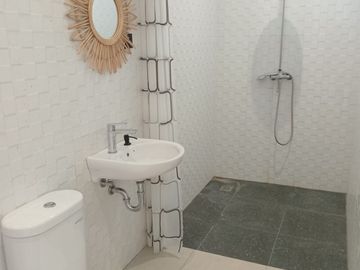 FOR RENT : 2 BEDROOMS VILLA IN JALAN PENYARINGAN SANUR - DENPASAR