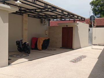 FOR RENT : 2 BEDROOMS VILLA IN JALAN PENYARINGAN SANUR - DENPASAR