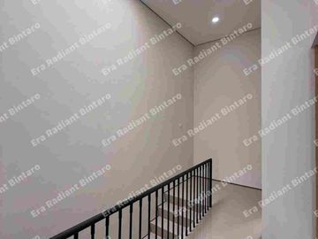 Dijual Cepat Rumah 2 Lantai Murah Brand New di Komplek Bukit nusa indah Sarua Ciputat