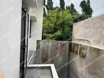 Dijual Cepat Rumah 2 Lantai Murah Brand New di Komplek Bukit nusa indah Sarua Ciputat