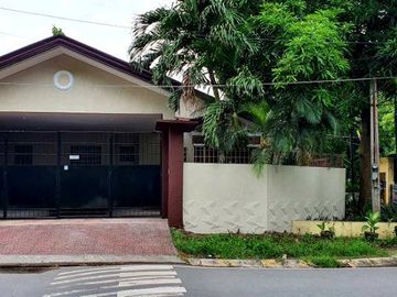 3 Bedroom Bungalow House for Rent in BF Homes Phase 4, Las Pinas City | Property ID: RT093