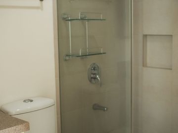 For Sale: Fully Furnished Loft Unit at The Grove by Rockwell