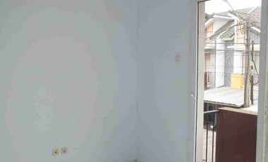 DIJUAL RUMAH DI GOLDEN PALM RESEDENCE JAKARTA BARAT