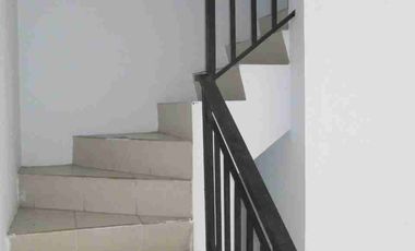 DIJUAL RUMAH DI GOLDEN PALM RESEDENCE JAKARTA BARAT