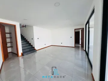 Exclusiva Casa en 3 Niveles en Imperial de las Ánimas, Xalapa - $6,000,000 MXN
