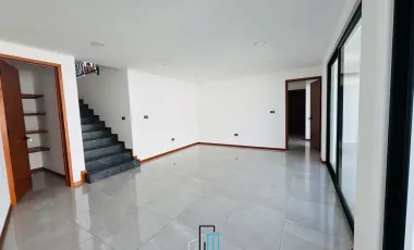 Exclusiva Casa en 3 Niveles en Imperial de las Ánimas, Xalapa - $6,000,000 MXN