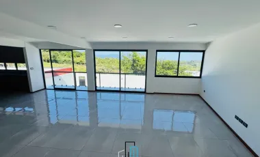 Exclusiva Casa en 3 Niveles en Imperial de las Ánimas, Xalapa - $6,000,000 MXN