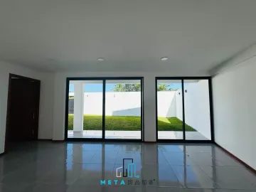 Exclusiva Casa en 3 Niveles en Imperial de las Ánimas, Xalapa - $6,000,000 MXN