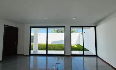 Exclusiva Casa en 3 Niveles en Imperial de las Ánimas, Xalapa - $6,000,000 MXN