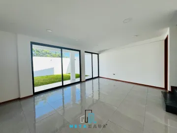 Exclusiva Casa en 3 Niveles en Imperial de las Ánimas, Xalapa - $6,000,000 MXN