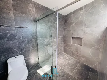Exclusiva Casa en 3 Niveles en Imperial de las Ánimas, Xalapa - $6,000,000 MXN