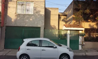 VENTA DE CASA COMERCIAL CON DEPARTAMENTO EN COL. COMERCIANTES, CENTRO SUR