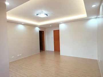 FOR SALE-18M 2 STOREY HOUSE & LOT w/5 BEDROOMS (RFO), LOCATED IN LAS PINAS CITY