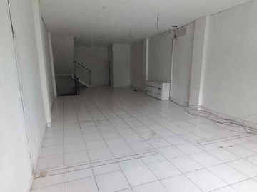 Ruko lokasi strategis siap pakai di Cibubur