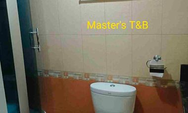 House and Lot Citiville Executive Homes with 4BR clean title For Sale in Quezon City