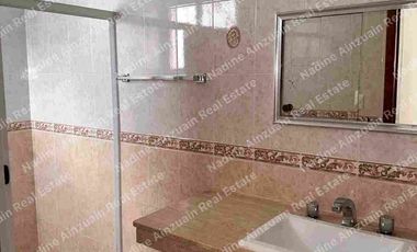 Se vende, Exclusiva Residencia en Fraccionamiento Campestre, Mérida, Yucatán, México. Recién Renovada con 900 m² de Terreno. Lista para habitar.