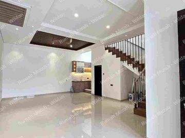 Rumah Mewah Siap Huni Di Kawasan elite Rawamangun Jakarta Timur