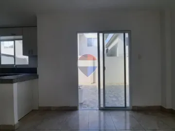 ALQUILO EN URB CASA LAGUNA JUNTO A MI COMISARIATO