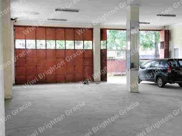 RUMAH TOKO LUAS DEKAT SUMMARECON BEKASI
