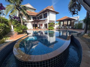 Fully Furnished Condominium for Sale – One minute from Mae Ramphueng Beach, Rayong