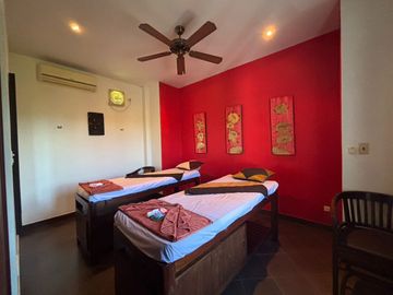 Fully Furnished Condominium for Sale – One minute from Mae Ramphueng Beach, Rayong
