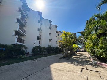 Fully Furnished Condominium for Sale – One minute from Mae Ramphueng Beach, Rayong