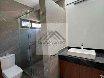 Casa NUEVA en Venta Puerta Grande Bosque Esmeralda