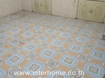 Two-story townhouse, 18 sq.wa., Ruamjai Village, Soi Ruamjai 3, Pathum Thani-Bang Len Road, along Khlong Bang Pho Nuea Road, Sam Khok, Pathum Thani.