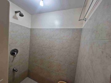 Big 1 Bedroom Fully Furnished in Malate near Robinsons Manila