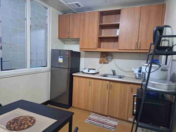 Big 1 Bedroom Fully Furnished in Malate near Robinsons Manila