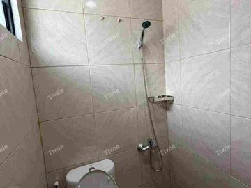 DI SEWAKAN RUMAH XYZ LIPPO CIKARANG !