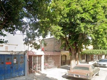 VENTA CASA: Av Escuadrón 201 936, Eugenio Aguirre Benavides, 27159 Torreón, Coah., México