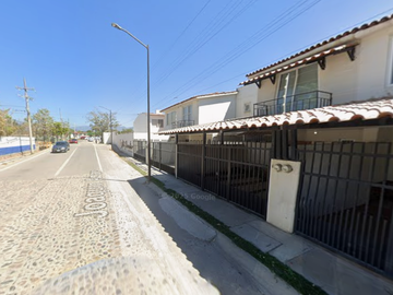 OPORTUNIDAD SE VENDE CASITA EN CONDOMINIO EN PROCESO DE RECUPERACIÓN CON SENTENCIA EN LA CALLE PRIVADA TRES 110 COL. LAS JUNTAS  PTO VALLARTA JALISCO