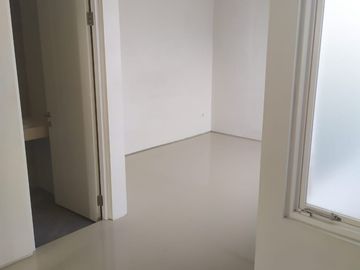 Disewakan Rumah Royal Residence Siap Huni Cluster Greenwich - Wiyung Sby Barat